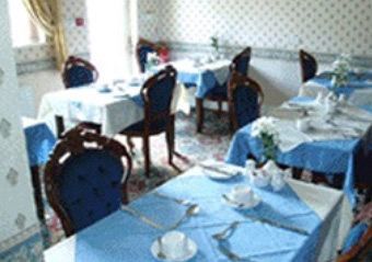 Hall Park Hotel Self Check In Уоркингтън Екстериор снимка