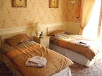 Hall Park Hotel Self Check In Уоркингтън Екстериор снимка